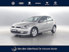 Volkswagen Golf - 1.2 TSI 105pk Highline / Navigatie / Cruise Control / Parkeersensoren / Trekhaak
