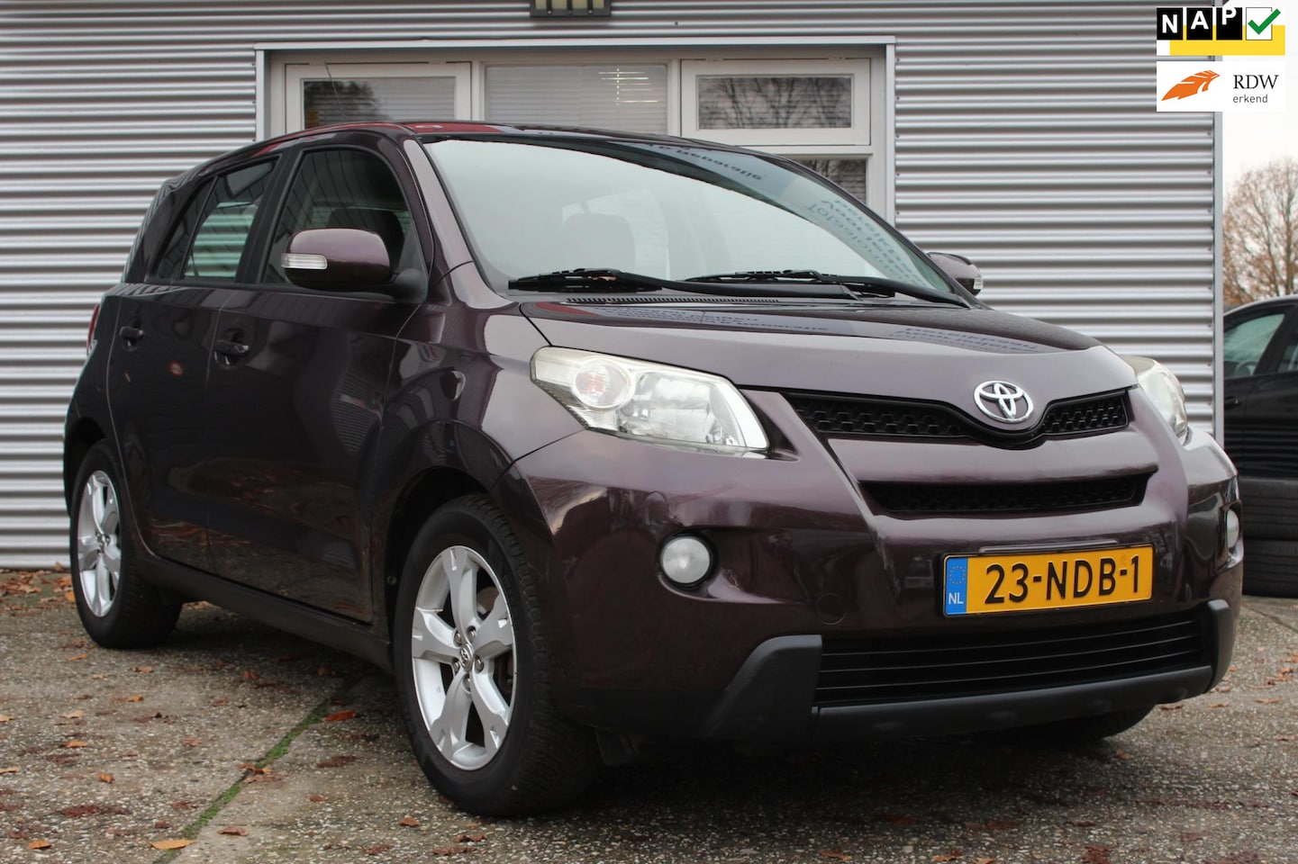 Toyota Urban Cruiser - 1.3 VVT-i Aspiration 1.3 VVT-i Aspiration 5-deurs, airco, nap, nieuwe apk, incl afleverbeurt, multifuncti- stuu - AutoWereld.nl