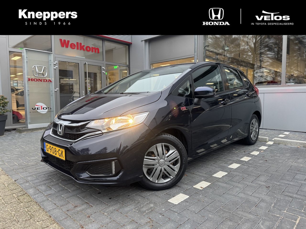 Honda Jazz - 1.3 i-VTEC Trend #33 RED BULL Airco, Voorstoelen verwarmd, dealer onderhouden , All-in Rij - AutoWereld.nl