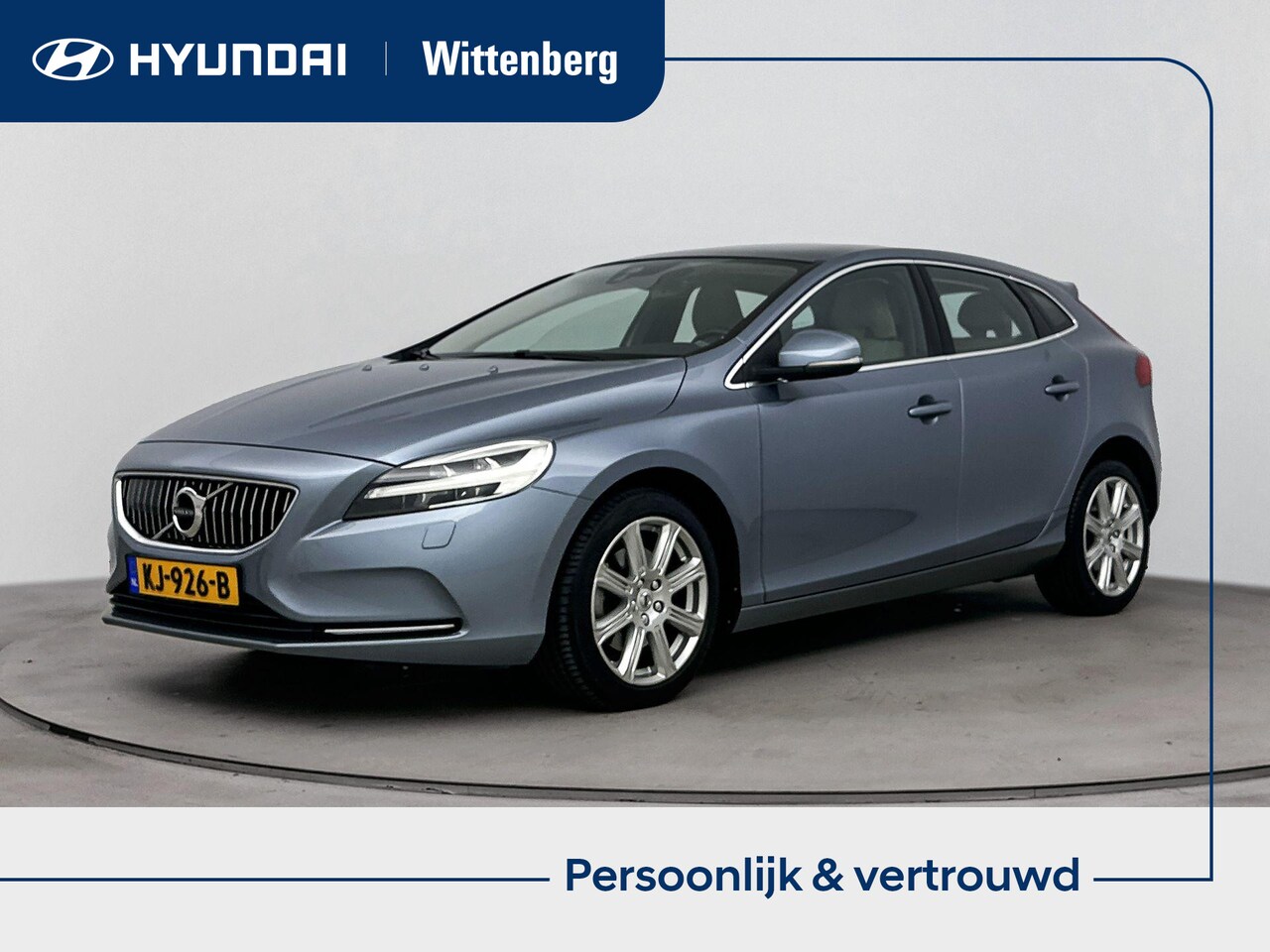 Volvo V40 - 2.0 T3 Inscription | Luxury Line o.a. Panoramadak | Navigatie | Standkachel met timer | Le - AutoWereld.nl