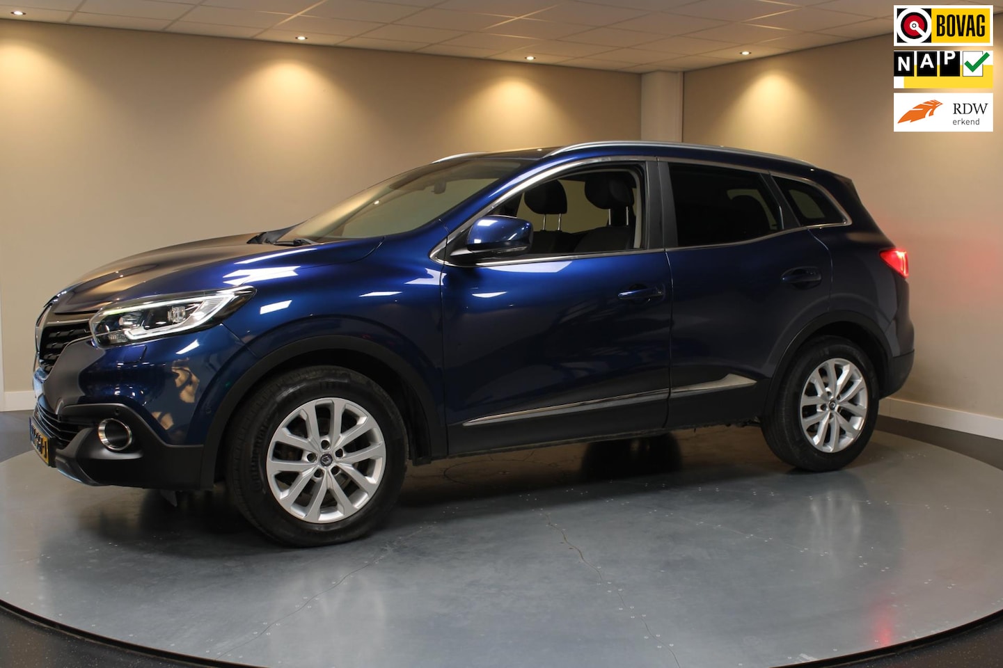 Renault Kadjar - 1.2 TCe Intens *Trekhaak* Stoelverw.|Camera|Cruise|Navi|NAP - AutoWereld.nl