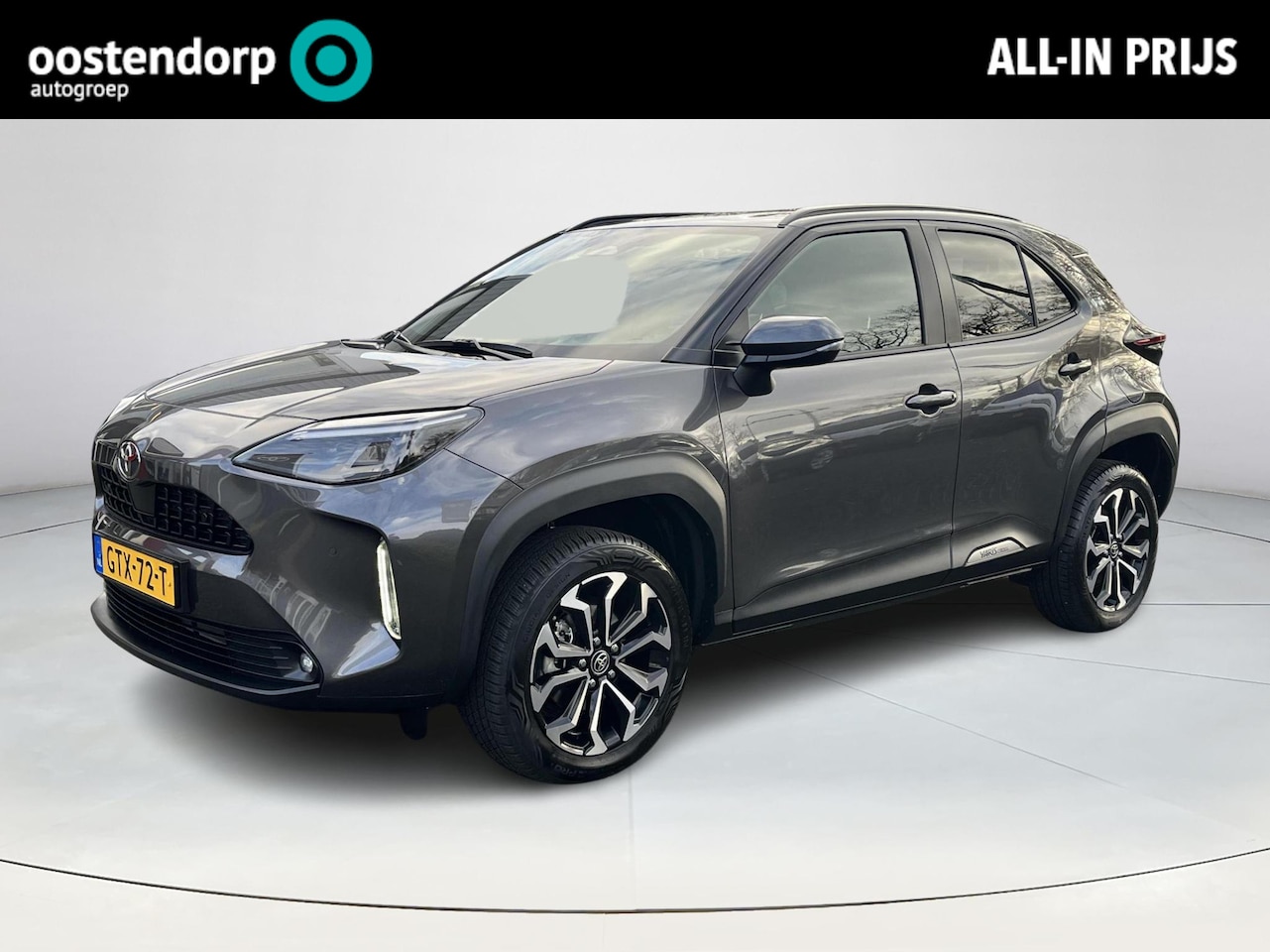 Toyota Yaris Cross - 1.5 Hybrid 115 First Edition | Dode hoek waarschuwing | Stoel- + stuurverwarming | Parkeer - AutoWereld.nl