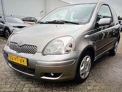 Toyota Yaris - 1.3 VVT-i S-Line