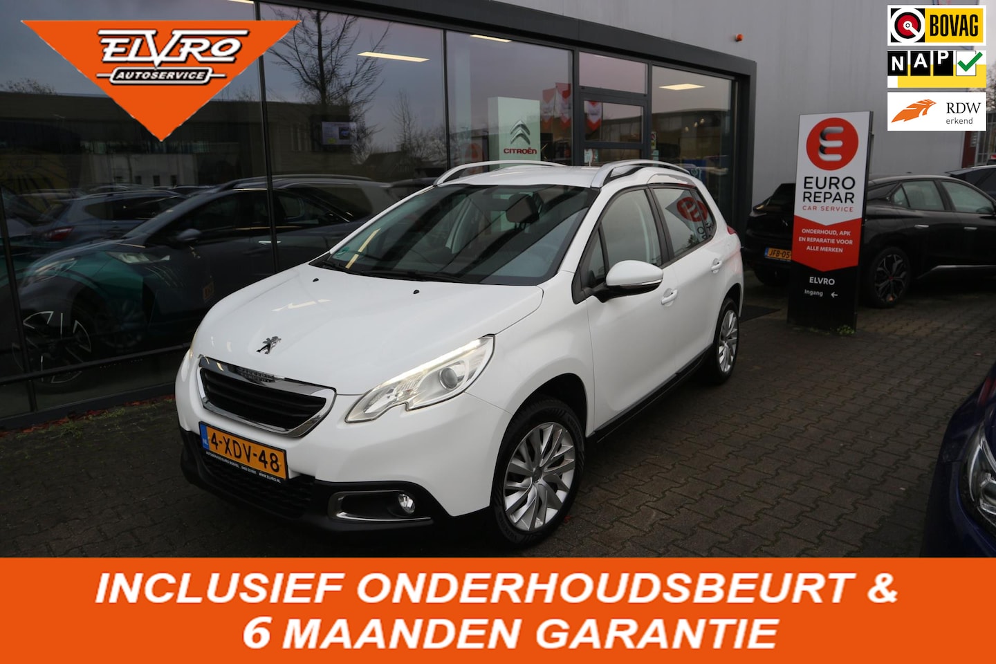 Peugeot 2008 - 1.2 VTi Active AUTOMAAT NAVI AIRCO PDC CRUISE TREKHAAK RIJKLAARPRIJS!! - AutoWereld.nl