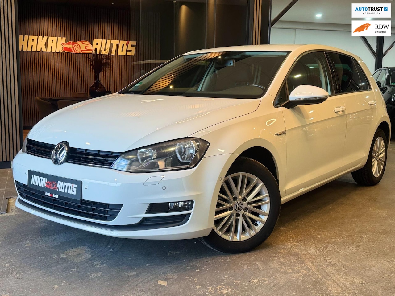 Volkswagen Golf - 1.2 TSI CUP Edition | Navi | Stoelverw. | Pdc - AutoWereld.nl