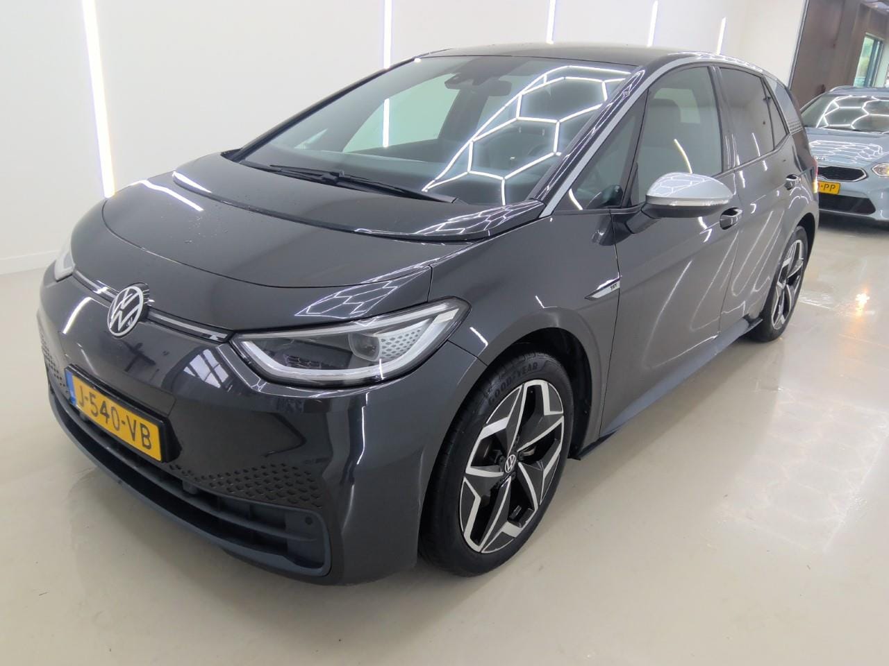 Volkswagen ID.3 - 204pk 58kWh 1ST Plus 91% SoH [ CARPLAY+CAMERA+STOELVERWARMING+CLIMATE+PDC ] - AutoWereld.nl