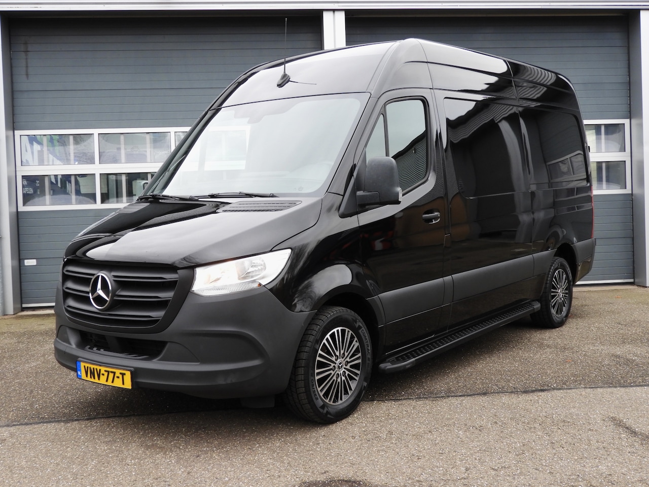 Mercedes-Benz Sprinter - 317 1.9 CDI L2H2 AUT | RWD | EURO 6 | CAMERA | 3.5t TREKHAAK - AutoWereld.nl
