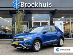 Volkswagen T-Roc - 1.0 TSI 110PK Life | ADAPTIVE CRUISE | NAVI | APPLE CARPLAY/ANDROID AUTO | PARKEERSENSOREN