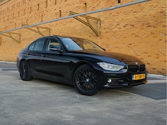 BMW 3-serie - 335i xDrive Aut-8. High Exe. Power Kit l Head-Up l Pano l Elek. trekhaak l Harman/Kardon