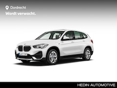 BMW X1 - xDrive25e | Panorama | Camera | Stoelverwarming |