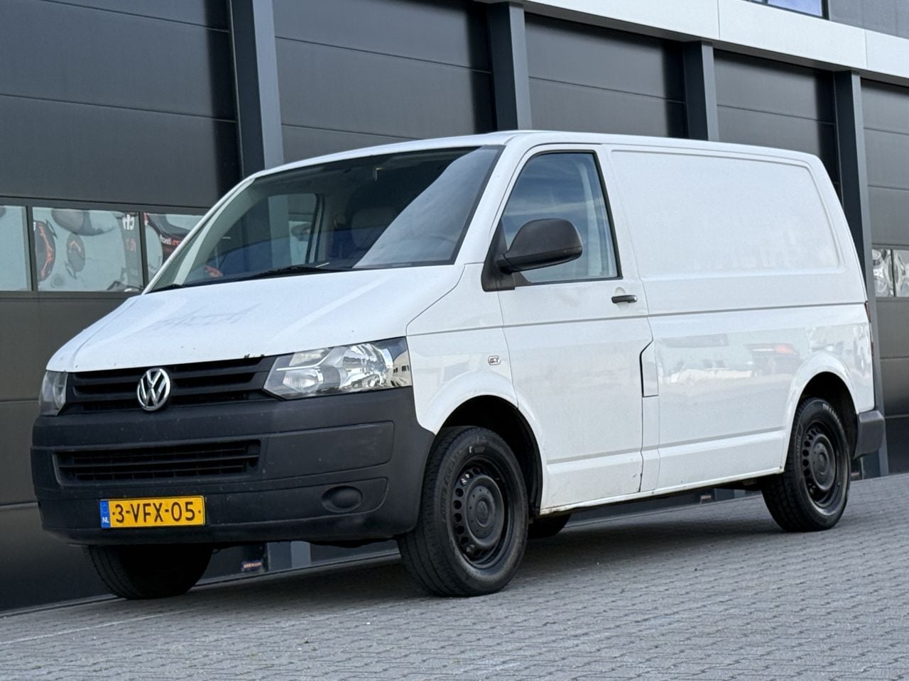 Volkswagen Transporter - 2.0 TDI Navi Airco 3-PERS * MARGE * - AutoWereld.nl