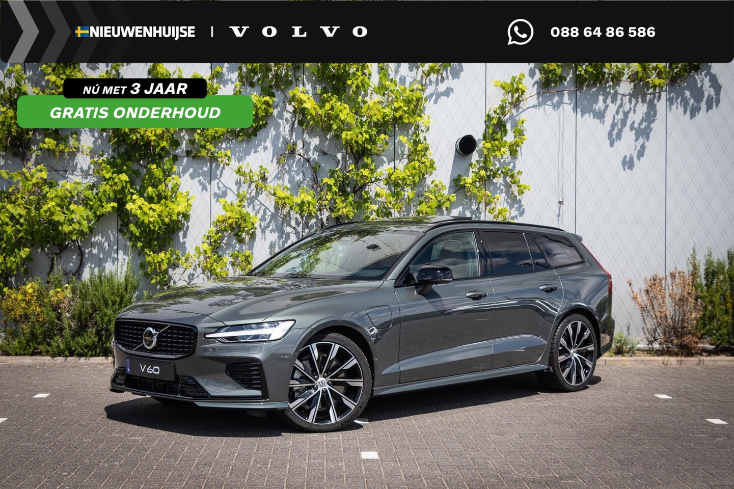 Volvo V60 - T6 Plug-in hybrid AWD Ultra Dark | Adaptieve Cruise Control | Dodehoek Detectie | Bowers & - AutoWereld.nl
