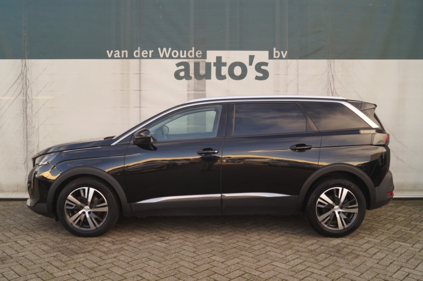 Peugeot 5008 - 1.2 PT BL. Allure - AutoWereld.nl