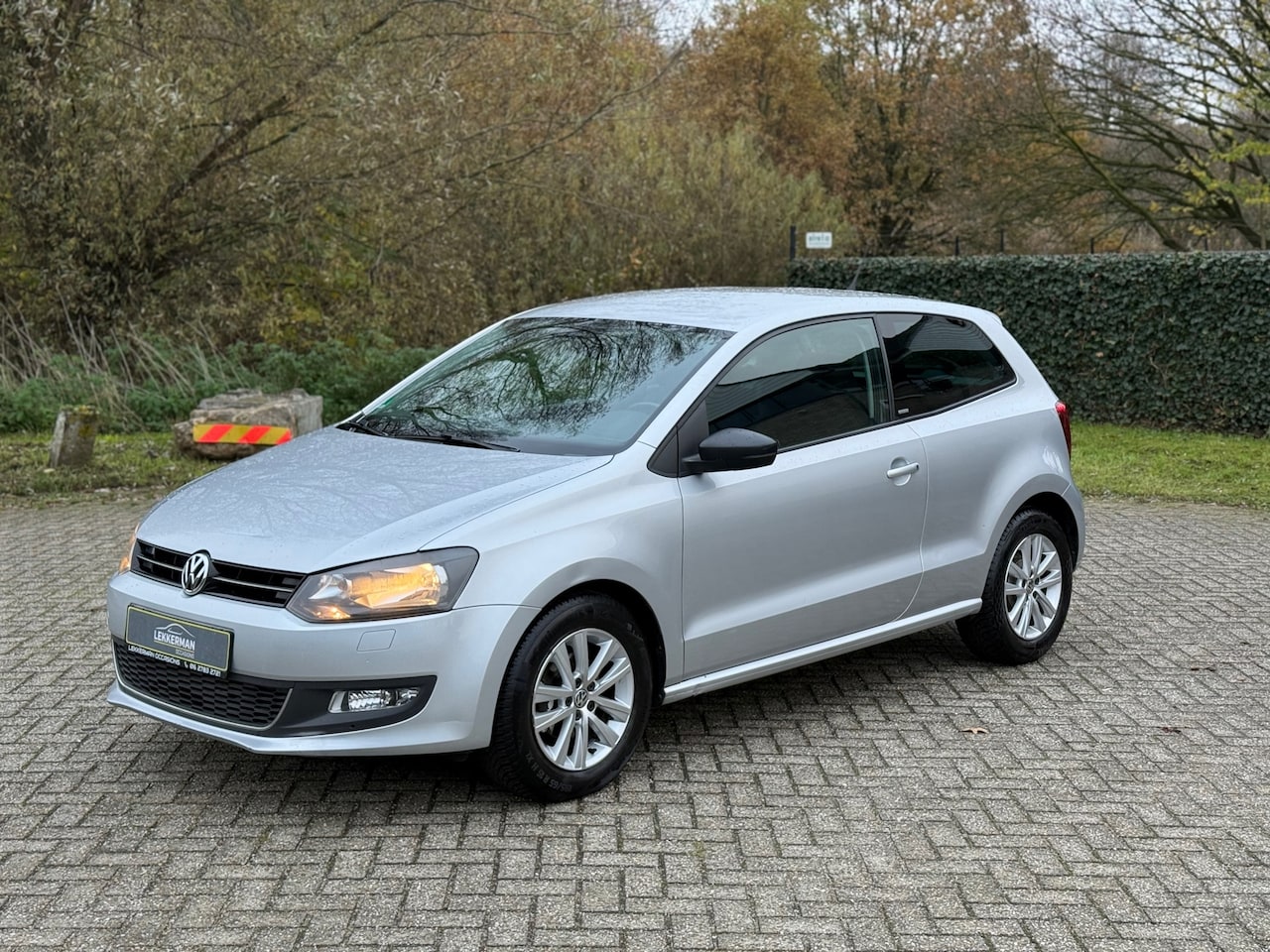 Volkswagen Polo - 1.4-16V Highline DSG I PDC I CRUISE I NETTE AUTO I WEINIG KM - AutoWereld.nl