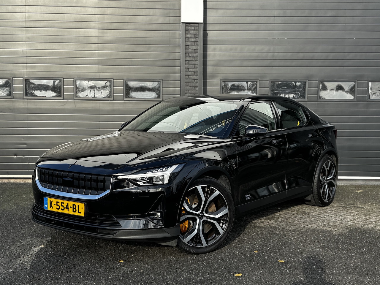 Polestar 2 - Long Range Dual Motor Launch Edition 78kWh | Performance Pack | 20'' | 360 Camera | H&K Au - AutoWereld.nl