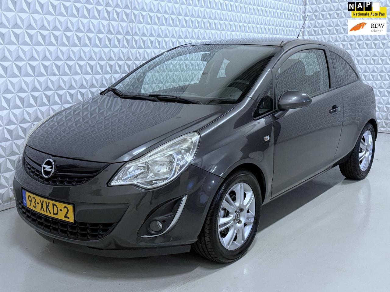 Opel Corsa - 1.2 EcoFlex Color Edition LPG-G3 / 189.000km (2012) - AutoWereld.nl