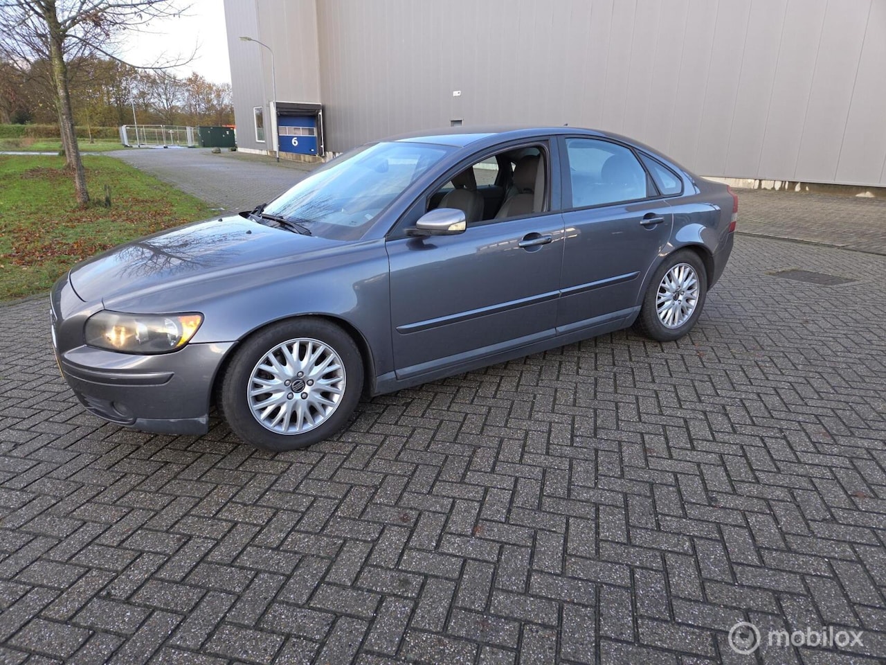Volvo S40 - 2.0D Nieuwe Distributie en waterpomp - AutoWereld.nl