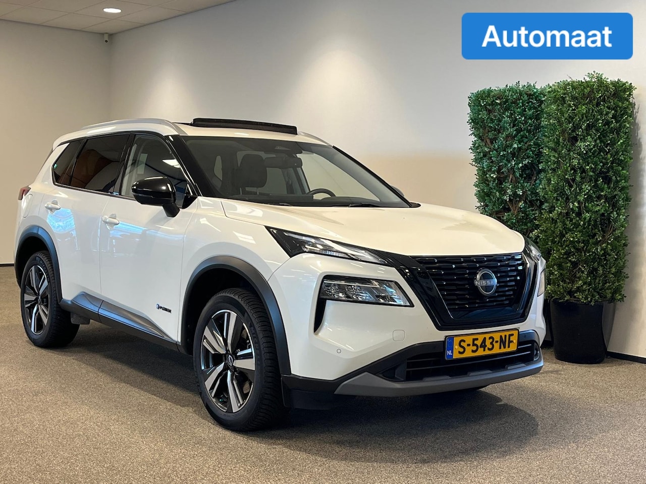 Nissan X-Trail - 1.5 e-Power N-Connecta Schuif-/kantel dak - AutoWereld.nl