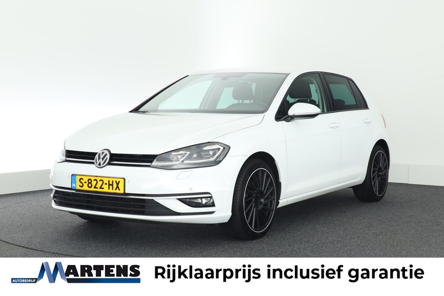 Volkswagen Golf - 1.4 TSI 125pk H6 Highline Virtual Cockpit Led Navigatie Stoelverwarming - AutoWereld.nl