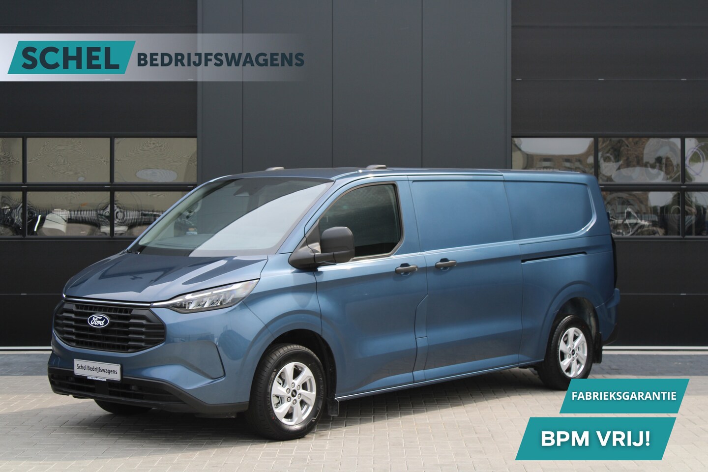 Ford Transit Custom - 320 2.5 PHEV L2H1 Trend 232pk - 2x Schuifdeur - Adaptive Cruise - Blind Spot - Navigatie - - AutoWereld.nl