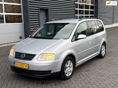 Volkswagen Touran - 1.6-16V FSI, 7 persoons, airco