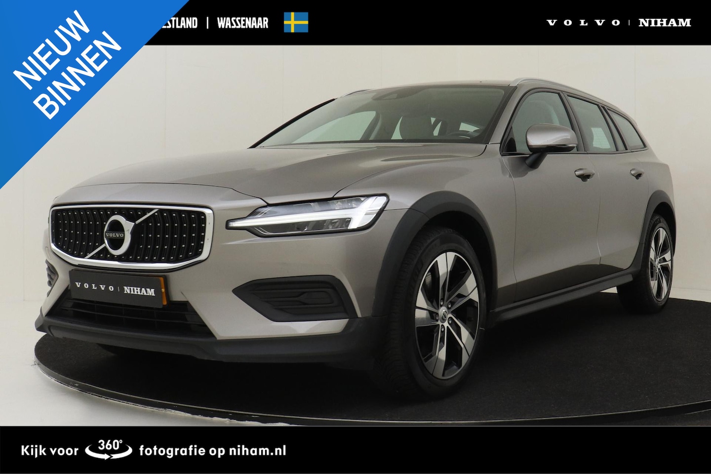 Volvo V60 Cross Country - B5 (M-HYBRID) AWD PRO -HARMAN/KARDON|POWER-SEATS|CAMERA|KEYLESS|BLIS|LEDER - AutoWereld.nl