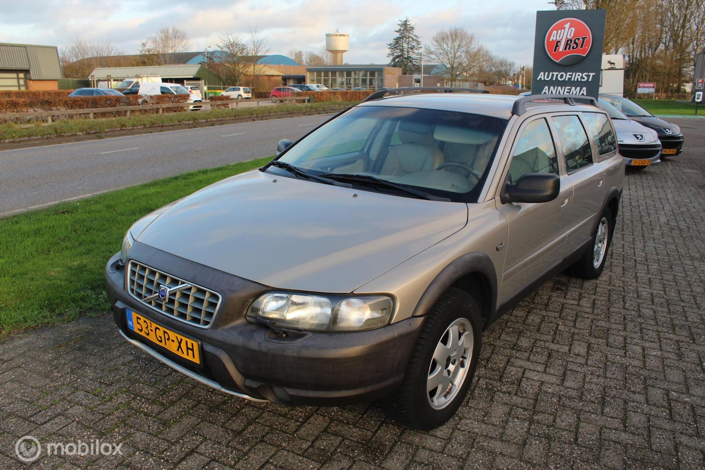 Volvo V70 - 2.4 T AWD Gtr. C.L. 2.4 T AWD Gtr. C.L. - AutoWereld.nl