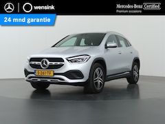 Mercedes-Benz GLA-Klasse - 250 e Luxury Line | Trekhaak | Widescreen | Stoelverwarming | Achteruitrijcamera |