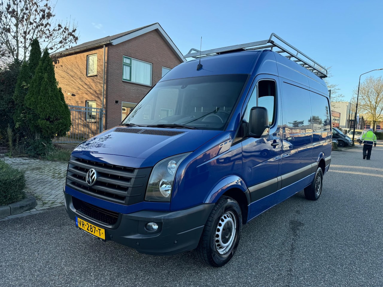 Volkswagen Crafter - 32 2.0 TDI L2H1 DC 32 2.0 TDI L2H1 DC - AutoWereld.nl