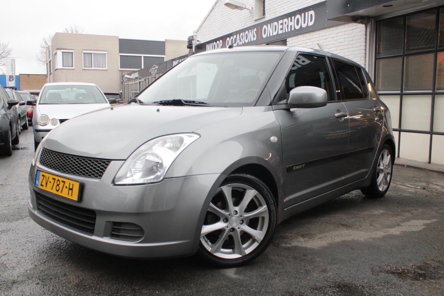 Suzuki Swift - 1.3 GA / Airco / Navi / 5deurs / Elektrische ramen - AutoWereld.nl
