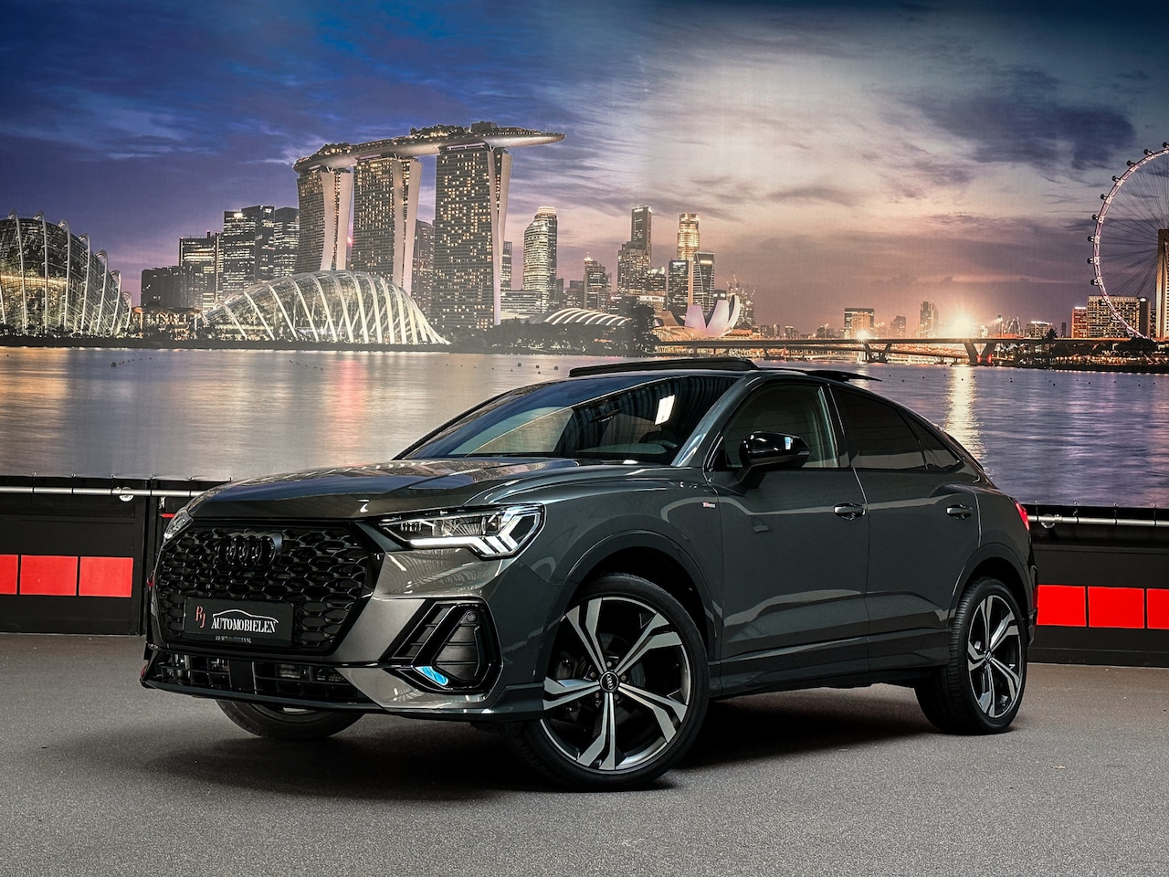 Audi Q3 Sportback - 35 TFSI 3x-S-Line |Panorama|Sfeerverlichting|Matrix|DriveSelect - AutoWereld.nl