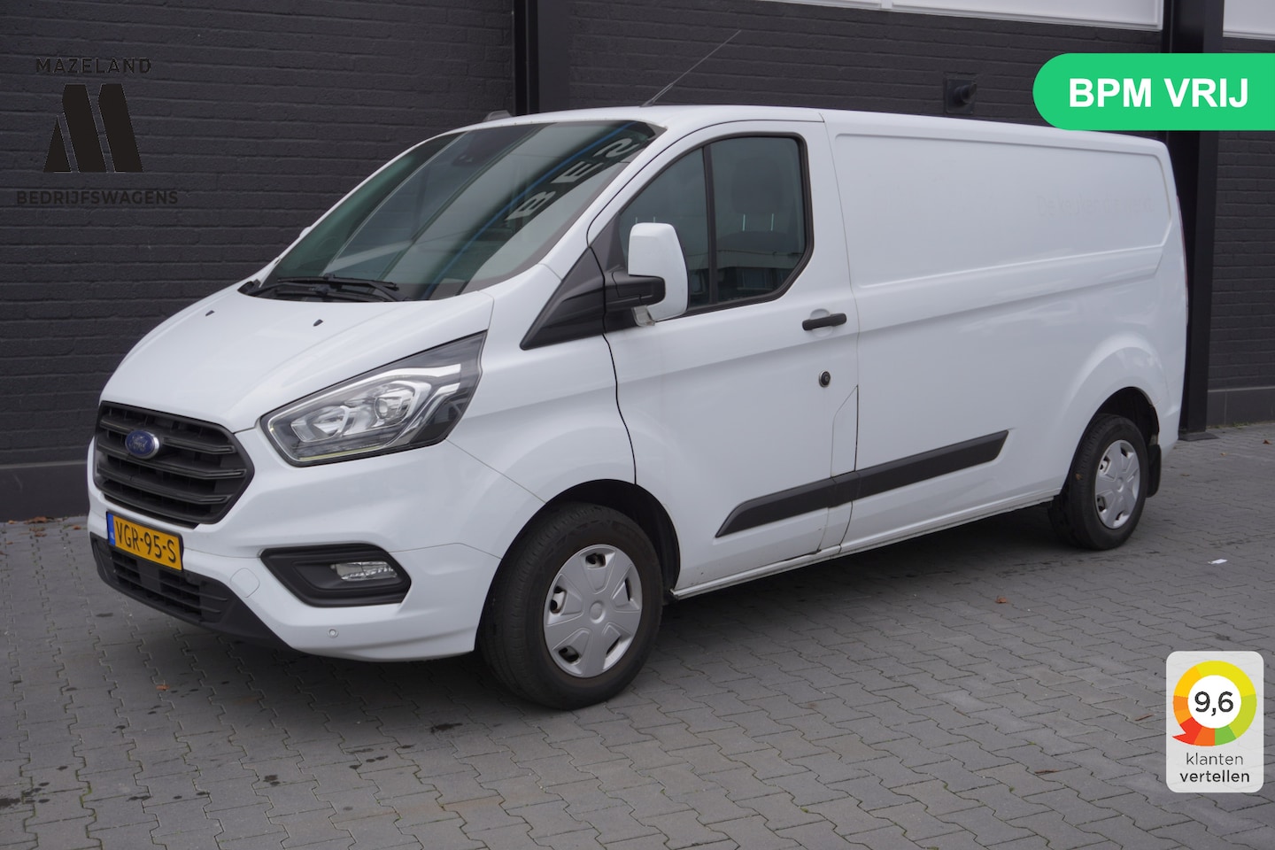 Ford Transit Custom - 2.0 TDCI L2 EURO 6 - Airco - Cruise - Camera - €13.900,- Excl. - AutoWereld.nl