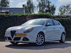 Alfa Romeo Giulietta - 1.4 T 170 PK Progression APK 07-2026 I Handelsprijs I Zo ingeruild, zo weg