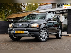 Volvo XC90 - 2.5 T5 Limited Edition Youngtimer I NL Auto I NAP I 7 Zits I Leder I Trekhaak I Climate I