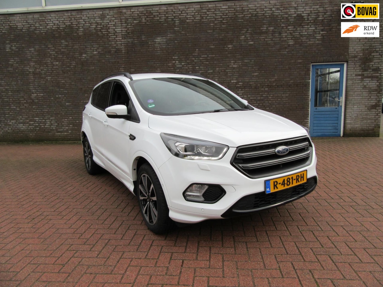 Ford Kuga - 1.5 EcoBoost ST-Line 1.5 EcoBoost ST Line - AutoWereld.nl