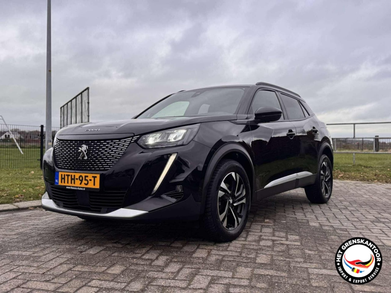 Peugeot 2008 - 1.2 PureTech Allure 101PK | Garantie - AutoWereld.nl