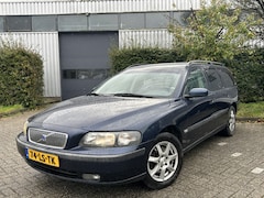 Volvo V70 - BWJ 2003 2.4 141 PK Edition I YOUNGTIMER | TREKHAAK | CLIMA | STUURBEKR. | CENTR.VERGR. |