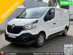 Renault Trafic Passenger - L1H1 1.6 dCi 120 S&S Confort | € 5.950, - NETTO | Euro 6 | Bijrijdersbank | Airco | Cruise