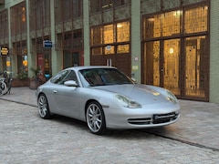Porsche 911 - 3.4 Coupé Carrera