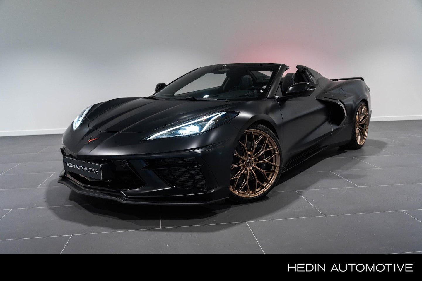 Corvette C8 - Stingray 3LT Convertible Automaat Absolute Edition | Neodyme Gold Motech-wielen | Front li - AutoWereld.nl