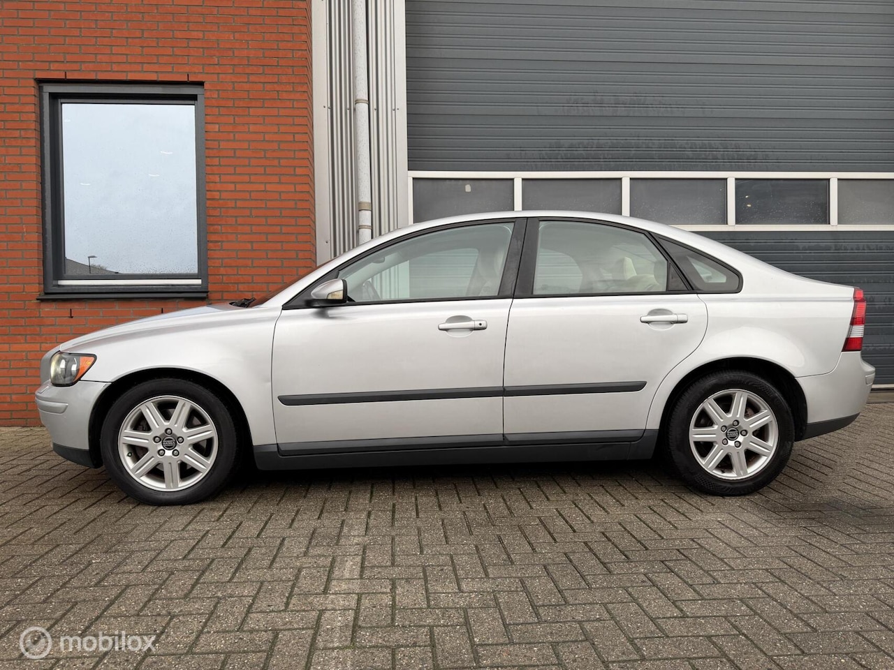 Volvo S40 - 2.4 Geartr. Exclusive - leder - xenon - AutoWereld.nl