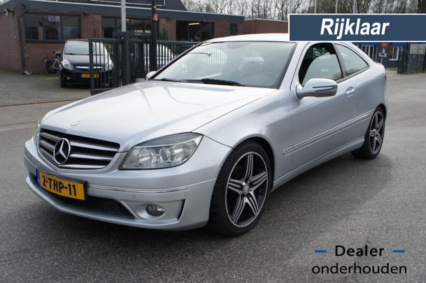 Mercedes-Benz CLC-klasse - 180 K. PRESTIGE LEDER/18INCH-AMG/F1SCHAKELING/PDC KEURIGE STAAT - AutoWereld.nl