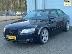Audi A4 Limousine - 1.6 102pk S-Line, Xenon, Cruise, Pdc, Trekhaak, NAP