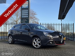Alfa Romeo Giulietta - 1.4 Turbo MultiAir Super Lerenbekleding