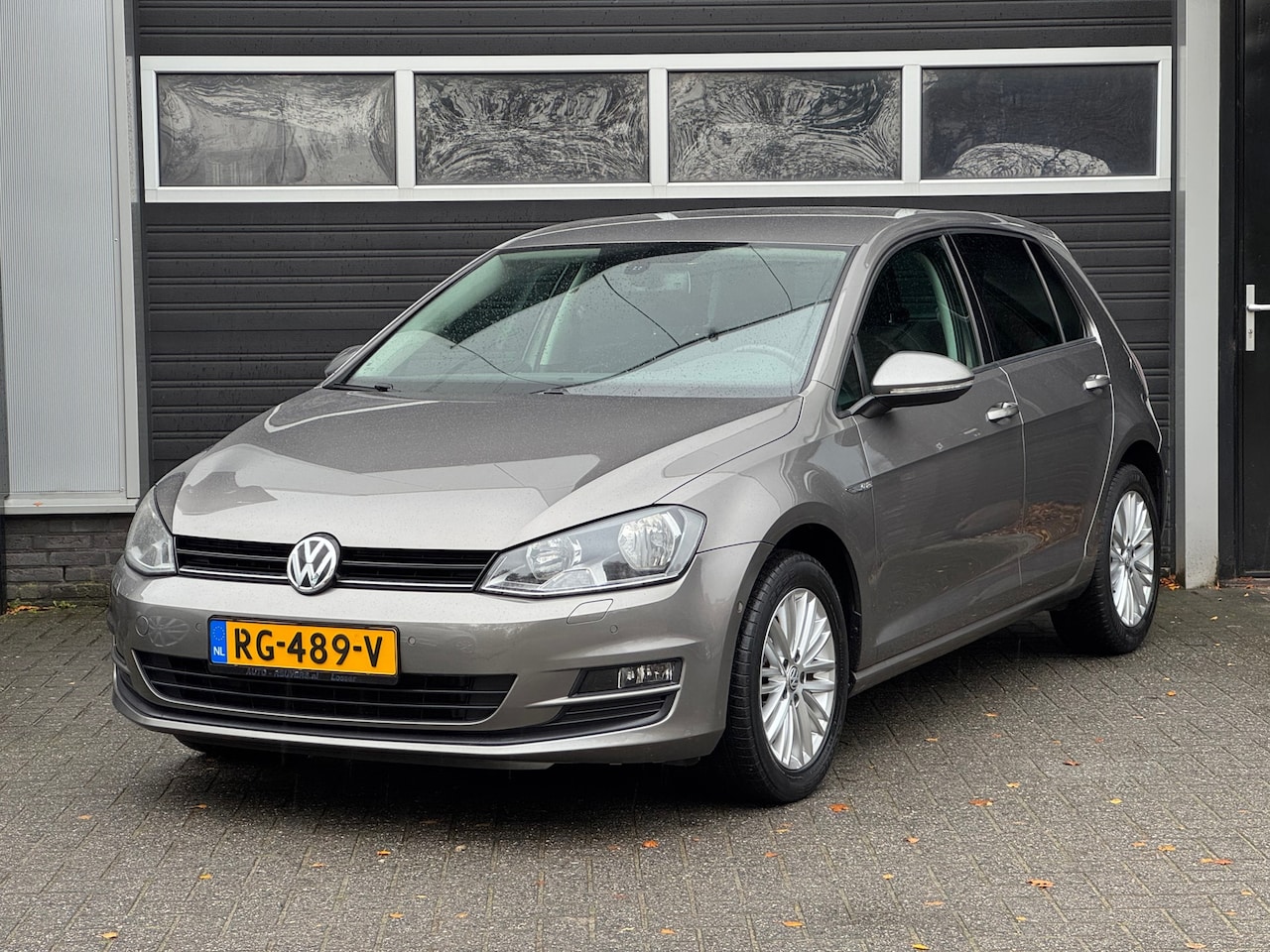 Volkswagen Golf - 1.2 TSI Easyline Stoelverwarming, Climate Control, PDC - AutoWereld.nl