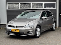 Volkswagen Golf - 1.2 TSI Easyline Stoelverwarming, Climate Control, PDC