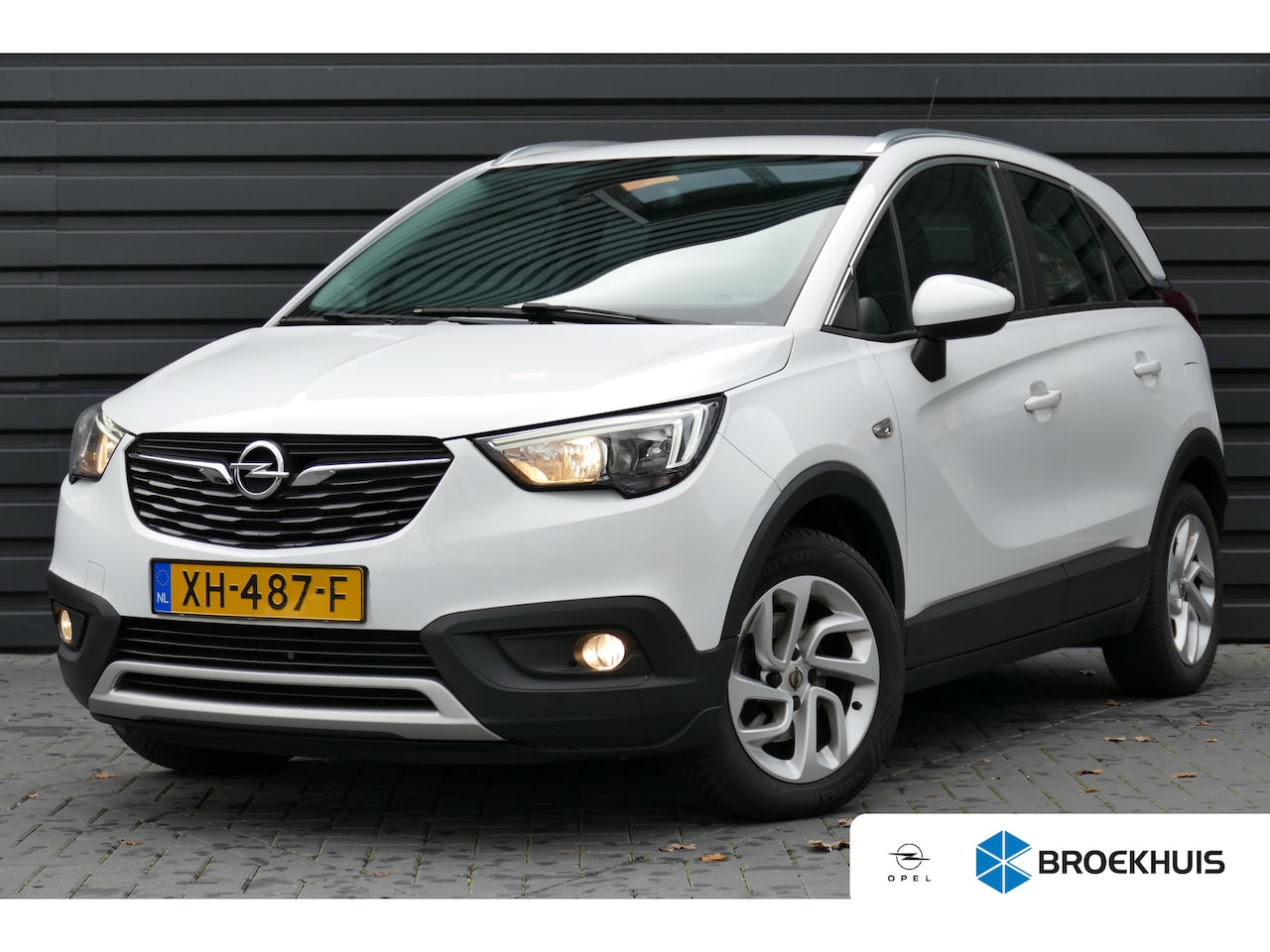 Opel Crossland X - 1.2 TURBO 110PK ONLINE EDITION / NAVI / CLIMA / PDC / 16"LMV / BLUETOOTH / CRUISECONTROL / - AutoWereld.nl