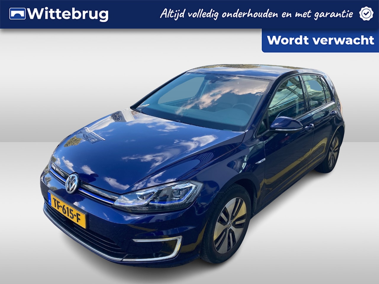 Volkswagen e-Golf - e-Golf / Leder Vienna / Navigatie / App connect / Warmtepomp / Stoelverwarming / Parkeerse - AutoWereld.nl