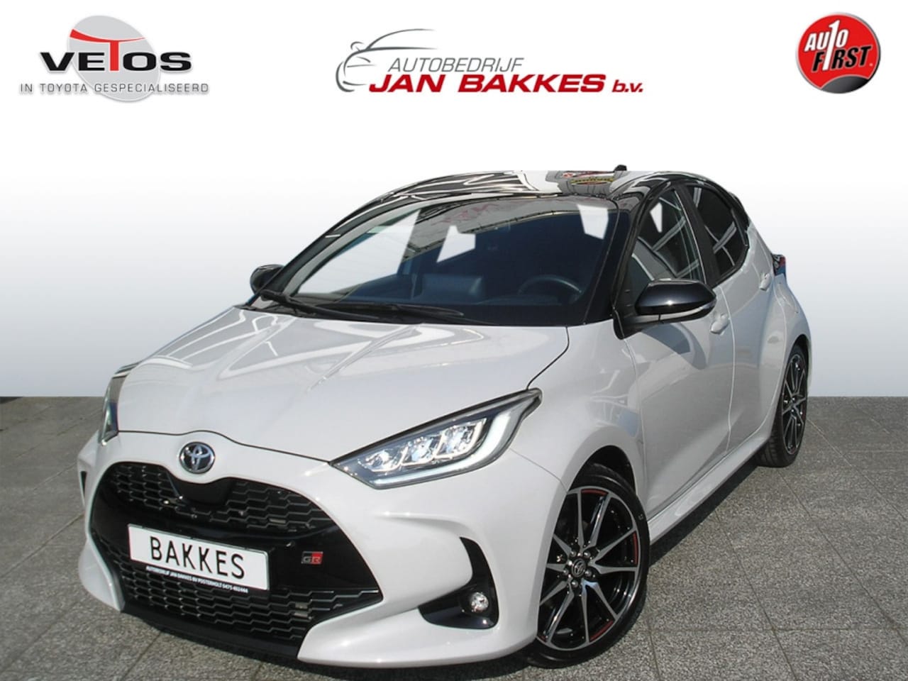 Toyota Yaris - 1.5 Hybride GR Sport 20.547 km Dynamic grey - AutoWereld.nl