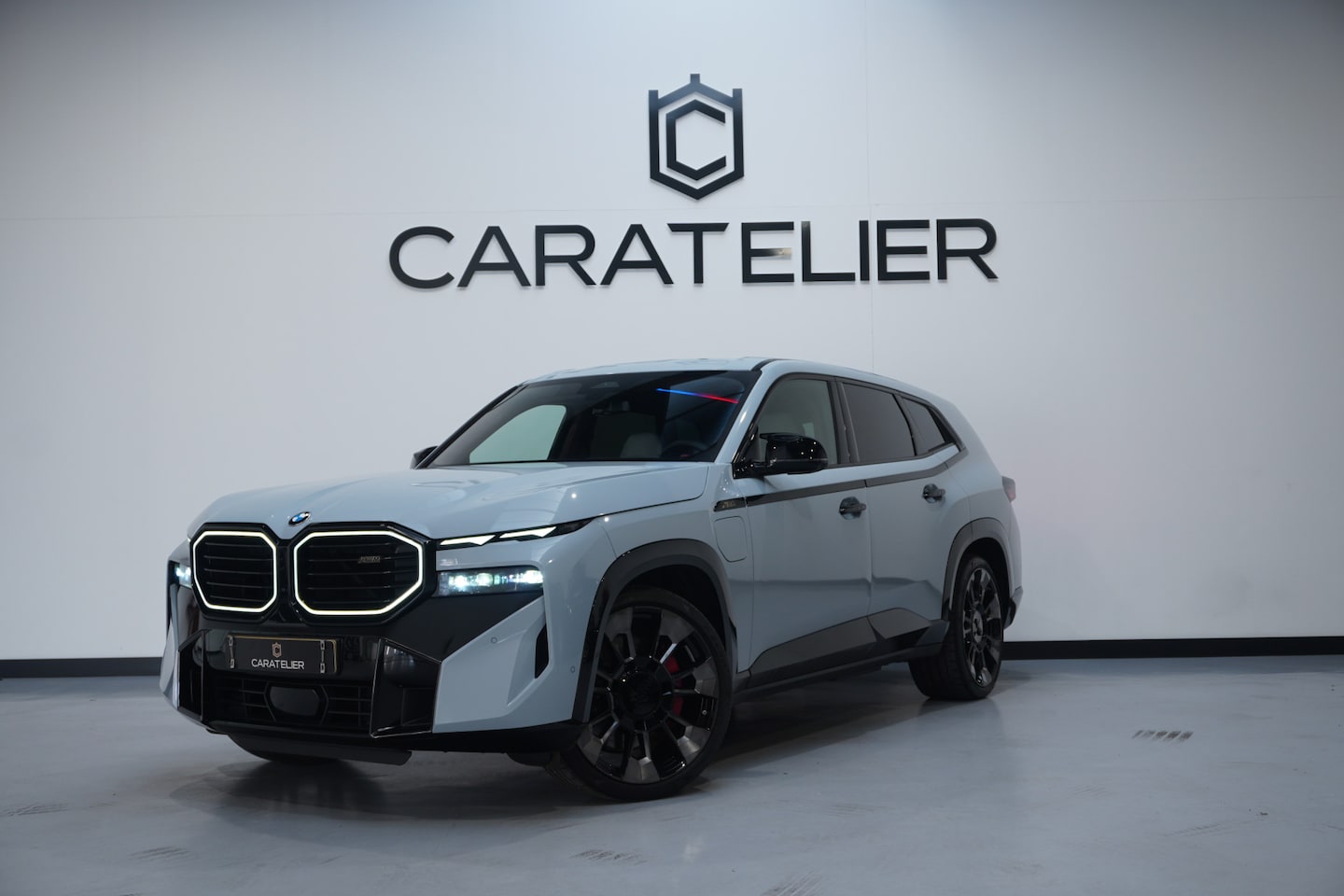 BMW XM - / 653 PK / FIRST OWNER / NL-AUTO / FULL OPTION - AutoWereld.nl